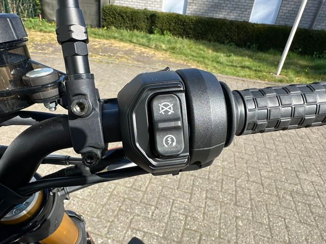 indian - ftr-carbon