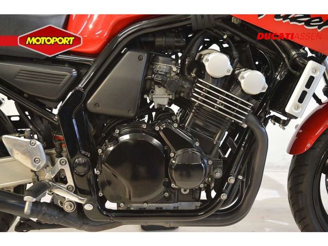 yamaha - fzs-600-fazer