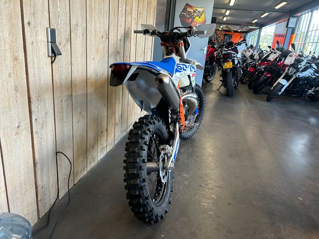 ktm - 300-exc-six-days