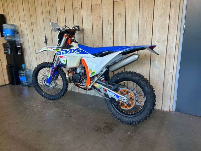 ktm - 300-exc-six-days