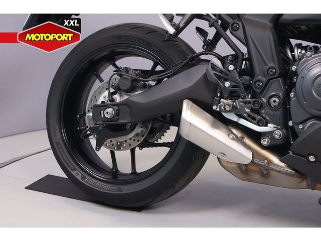 yamaha - yzf-r7