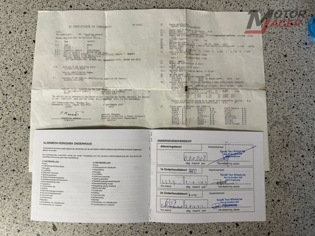 suzuki - gsx-r-1300-hayabusa