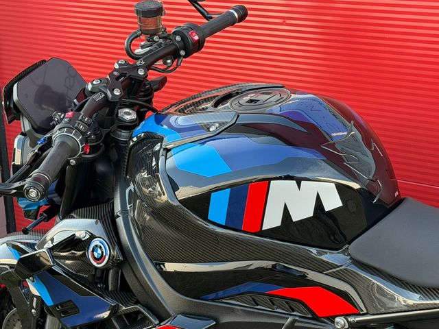 bmw - m-1000-r