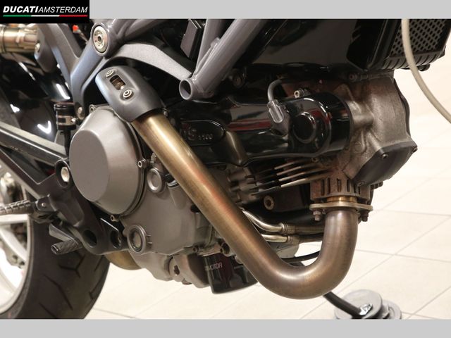ducati - m-1100