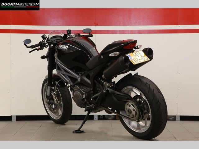 ducati - m-1100