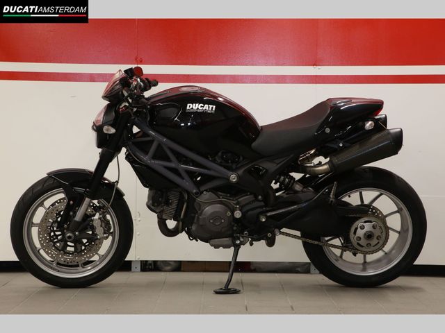 ducati - m-1100
