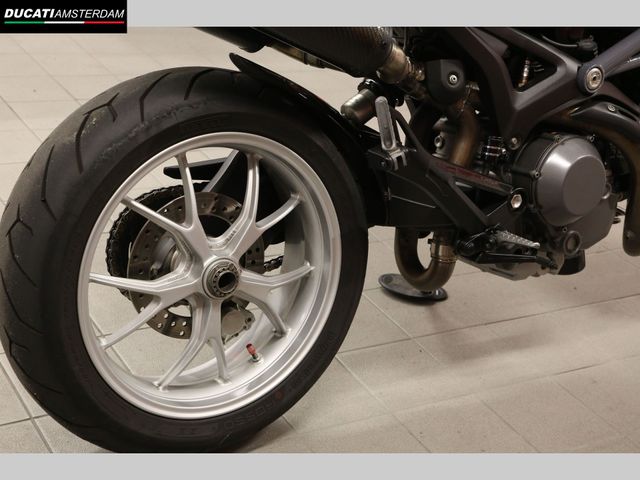 ducati - m-1100