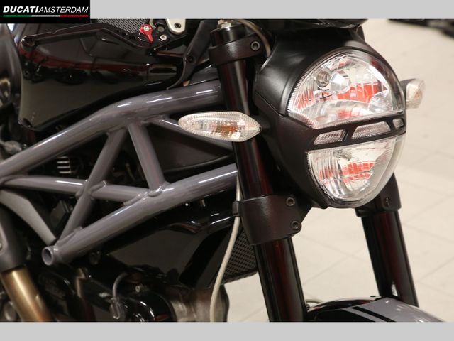 ducati - m-1100