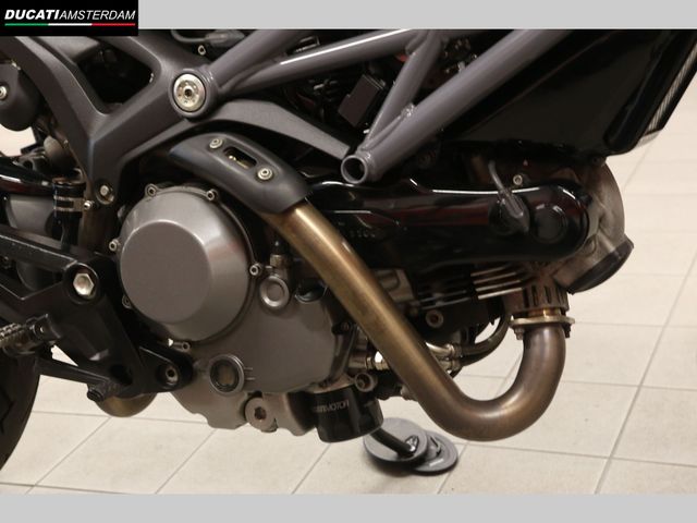 ducati - m-1100