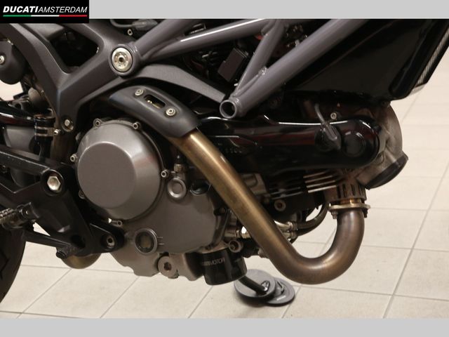ducati - m-1100