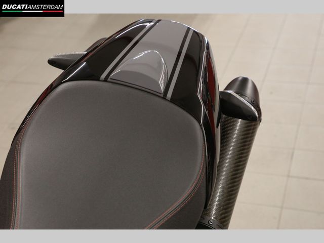 ducati - m-1100