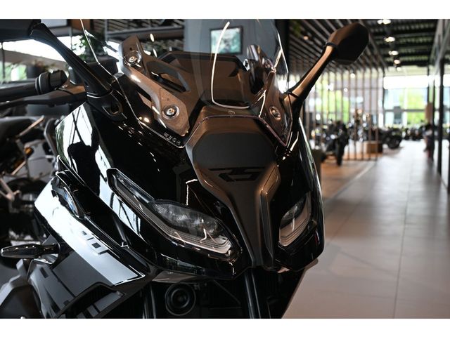 bmw - r-1300-rs