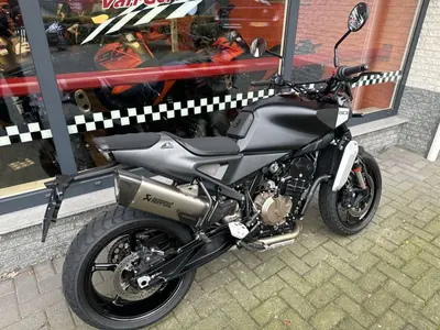 HUSQVARNA SVARTPILEN 801 – foto 3