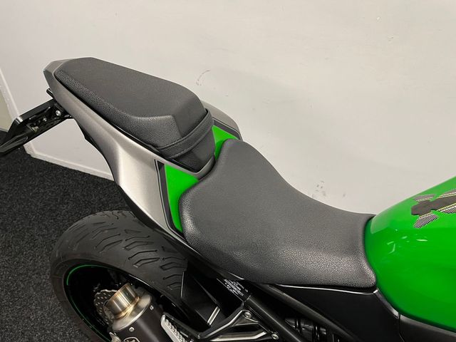 kawasaki - z900