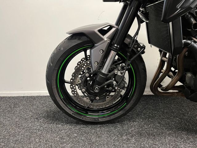 kawasaki - z900