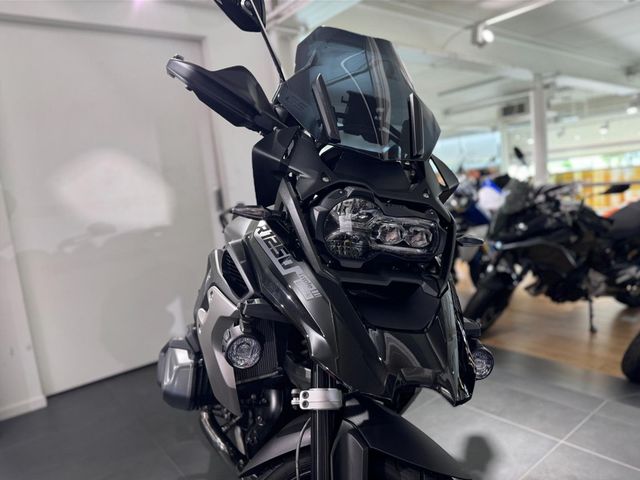 bmw - r-1250-gs-triple-black