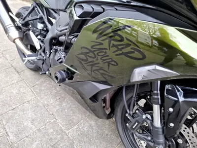 KAWASAKI NINJA ZX-4R – foto 3