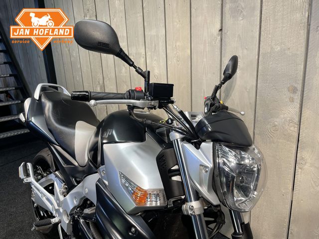 suzuki - gsr-600-a