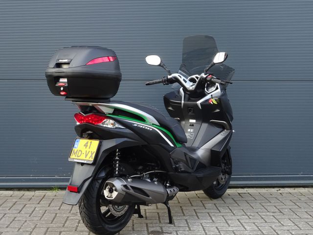 kawasaki - j-300