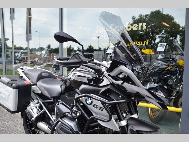bmw - r-1200-gs-triple-black-edition
