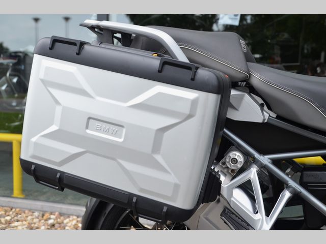 bmw - r-1200-gs-triple-black-edition