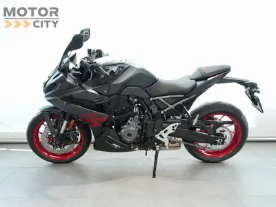 SUZUKI GSX-8R – foto 4