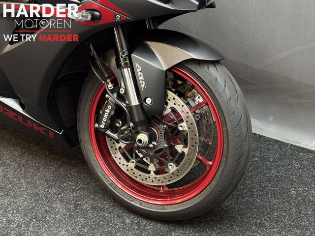 suzuki - gsx-r-1000-yoshimura
