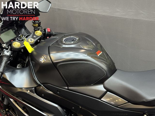 suzuki - gsx-r-1000-yoshimura