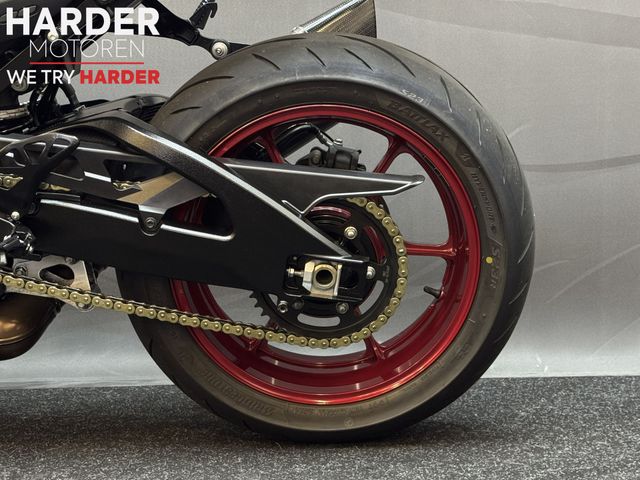 suzuki - gsx-r-1000-yoshimura