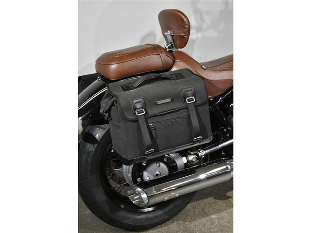 bmw - r-18