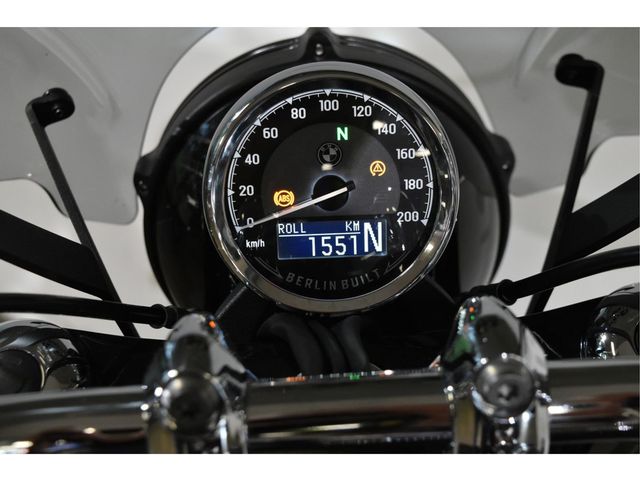 bmw - r-18