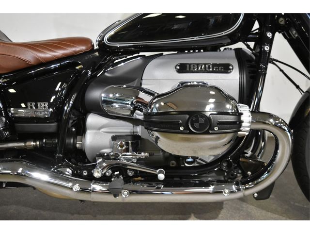bmw - r-18