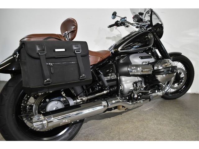 bmw - r-18