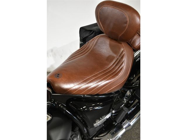 bmw - r-18
