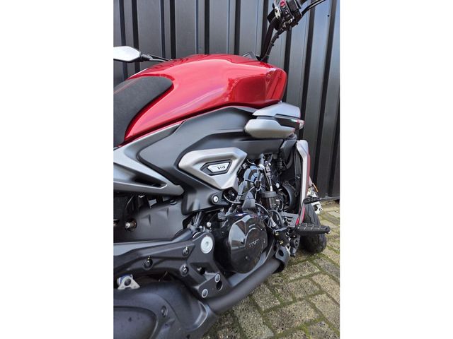 ducati - xdiavel-v4