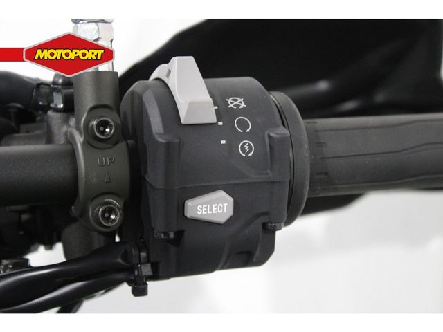 kawasaki - versys-1100-s