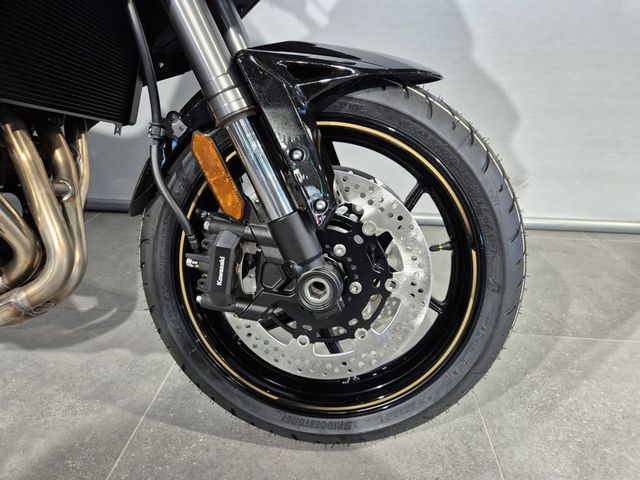 kawasaki - versys-1100-se