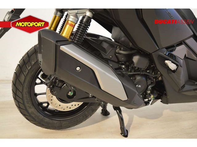 honda - adv-350