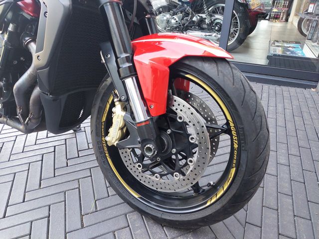 mv-agusta - brutale-1090-r