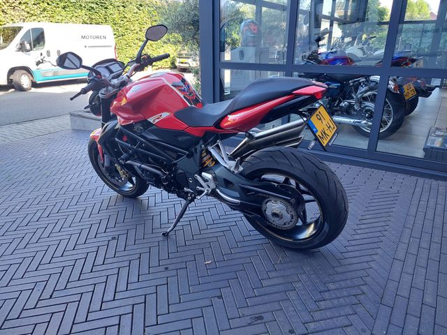 mv-agusta - brutale-1090-r