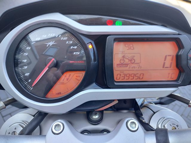 mv-agusta - brutale-1090-r