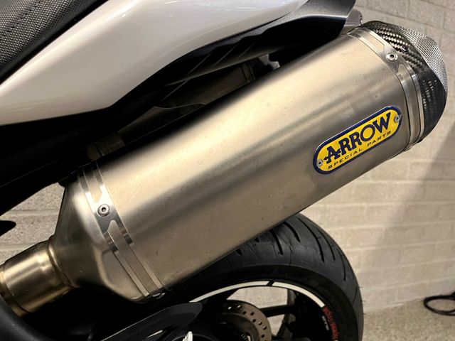 triumph - speed-triple-1050-abs