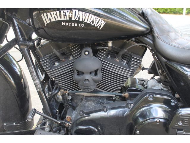 harley-davidson - street-glide