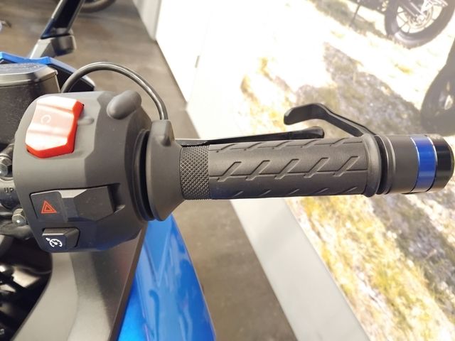 suzuki - gsx-s-1000-gt