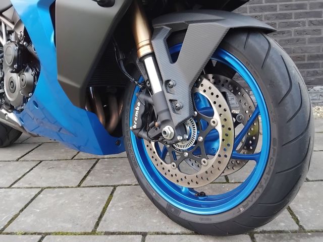 suzuki - gsx-s-1000-gt