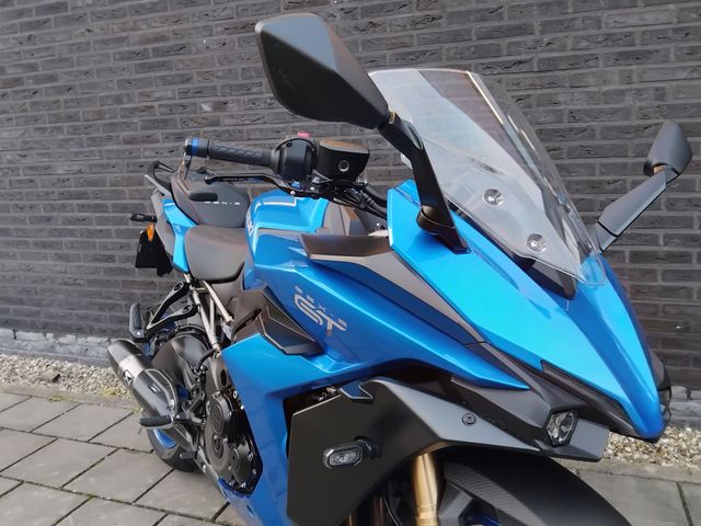 suzuki - gsx-s-1000-gt