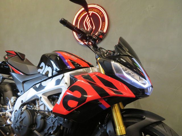 aprilia - tuono--v4-1100-factory