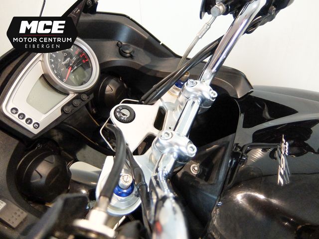 triumph - tiger-1050