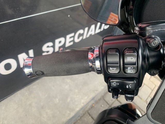 harley-davidson - street-glide-special-flhxs