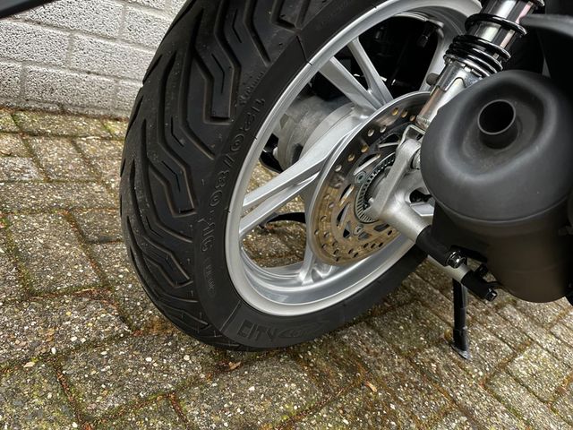 honda - sh-150i-c-abs